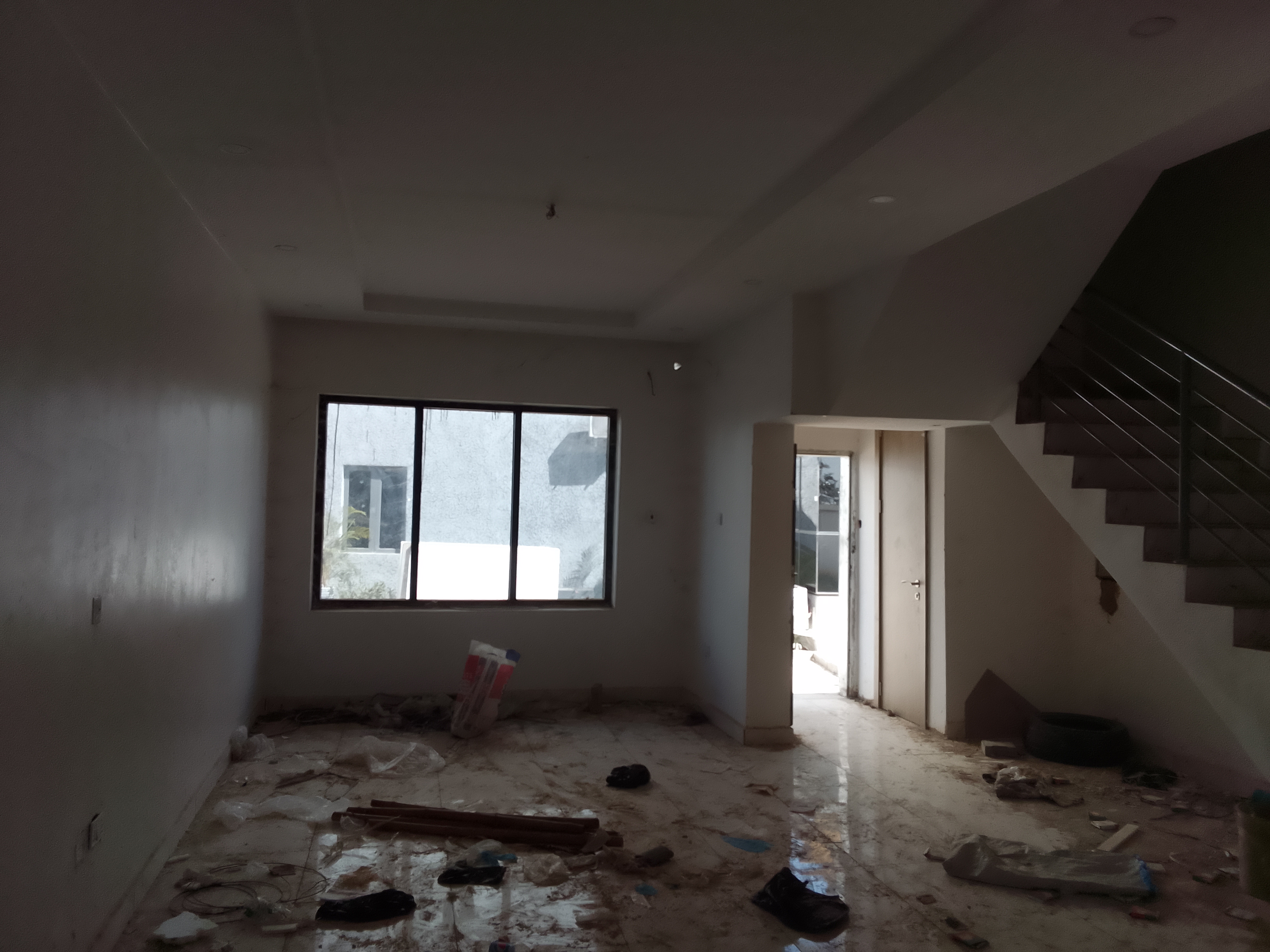 4 bedroom terrace duplex with 3 living rooms