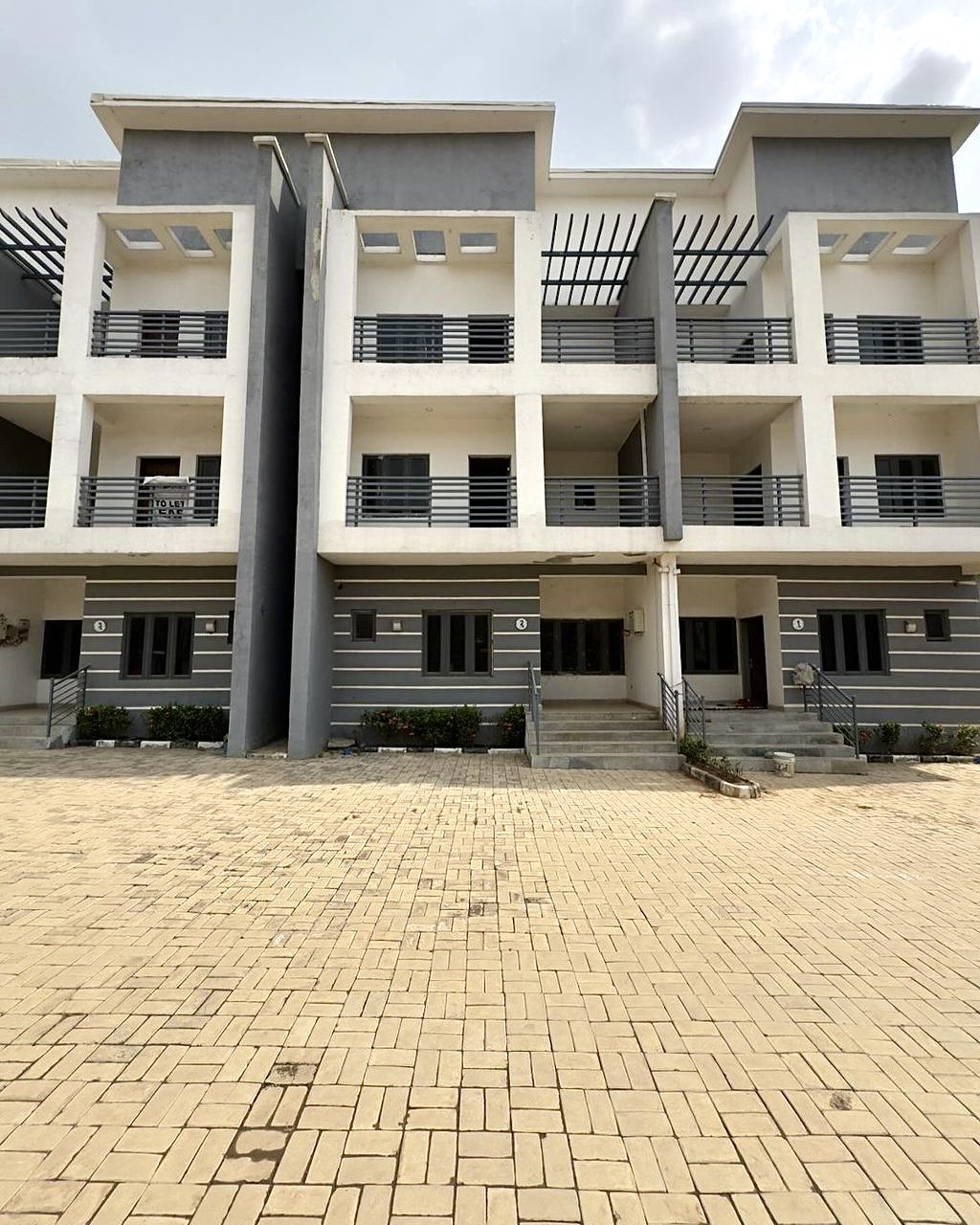 4 Bedroom Terrace Duplex with a BQ